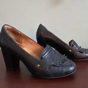 Indigo by Clarks - black heels - US 5.5